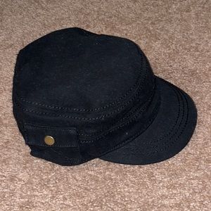 Black newsboy adjustable cap EUC